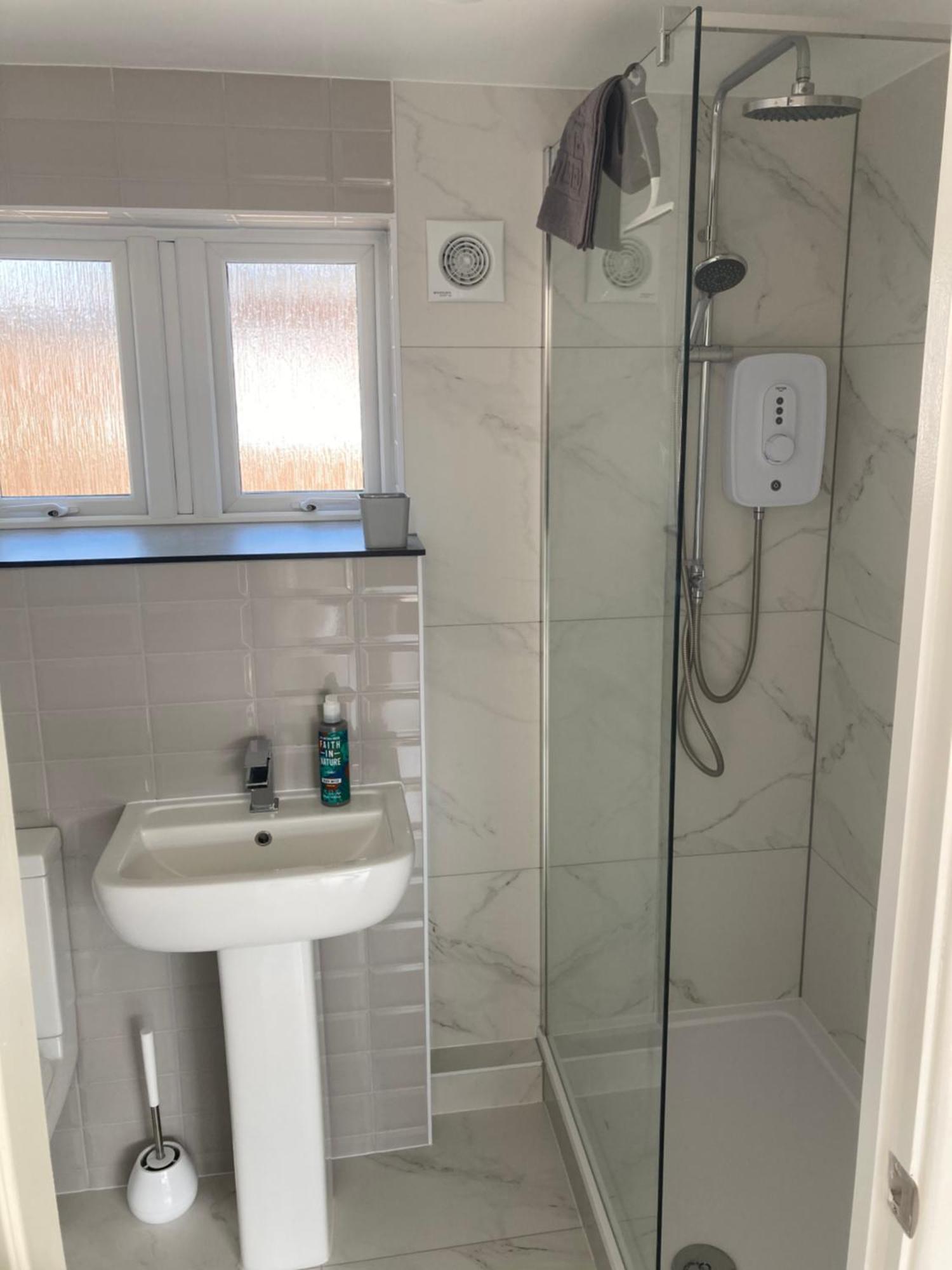 2 Bed Chalet Romney Sands Greatstone Esterno foto
