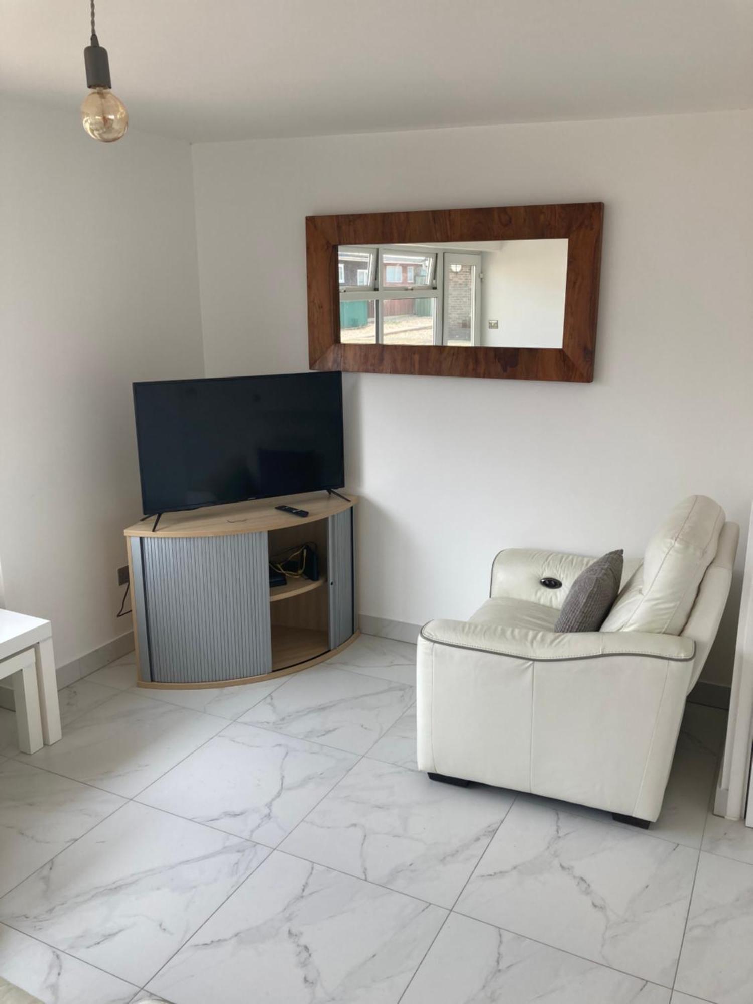 2 Bed Chalet Romney Sands Greatstone Esterno foto